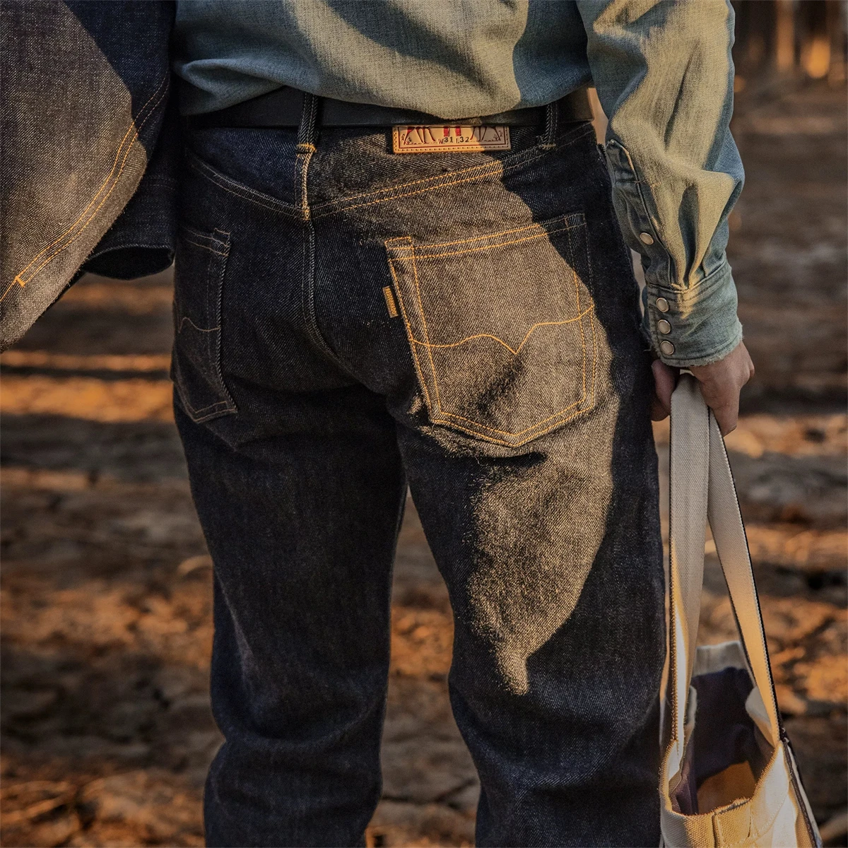 Red Tornado NOIR 21oz Selvedge - огляд і ціна Levis Jeans 501