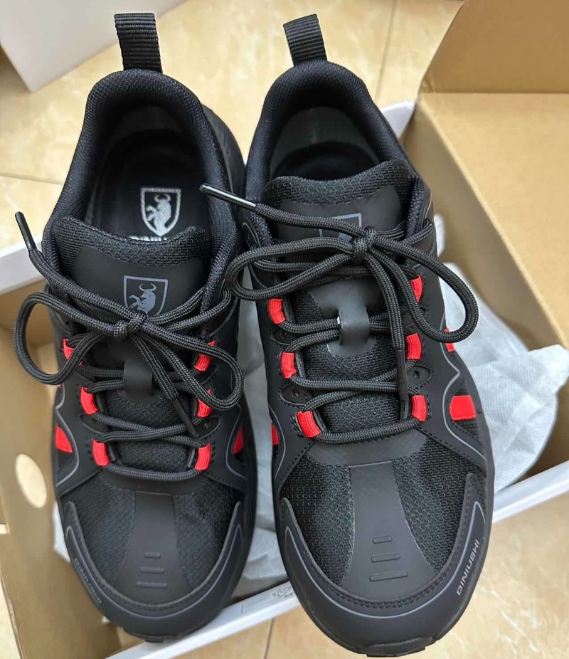 2026 New Trend Men Hiking Snea - огляд і ціна Men'S Shoes X Wide