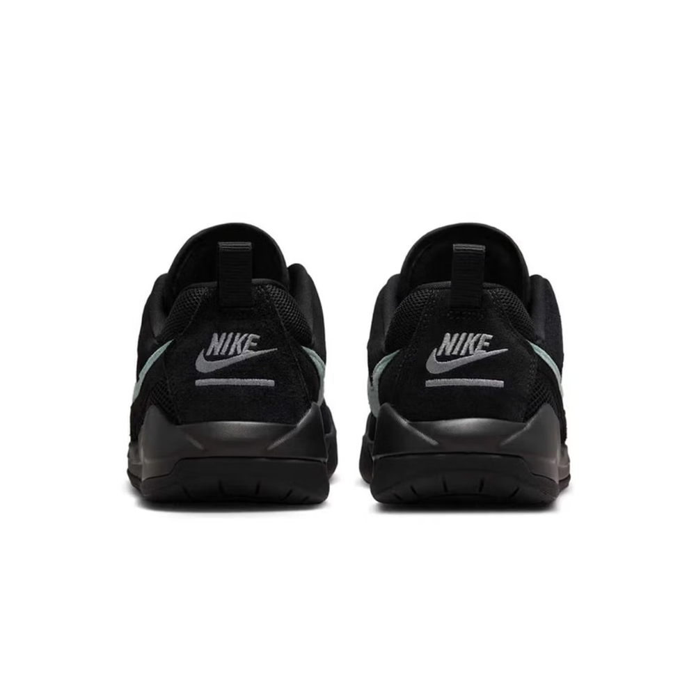 Nike Air Jordan CMFT Era Men's - огляд і ціна Men'S Shoes Nike Jordan