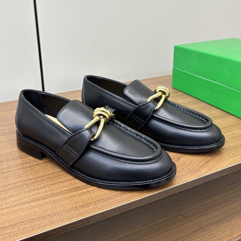 2026 New Women Loafers Metal K - огляд і ціна Men Shoes Elegant