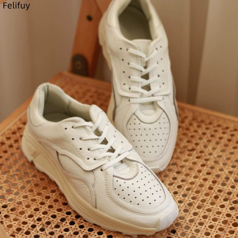 Round-toe Lace-up Casual White - огляд і ціна Men'S Shoes Hey Dude